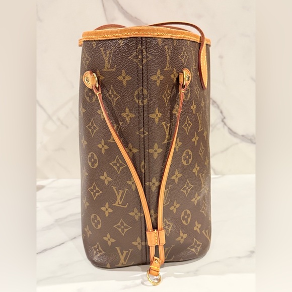 Louis Vuitton Neverfull Mm - Picture 4 of 16